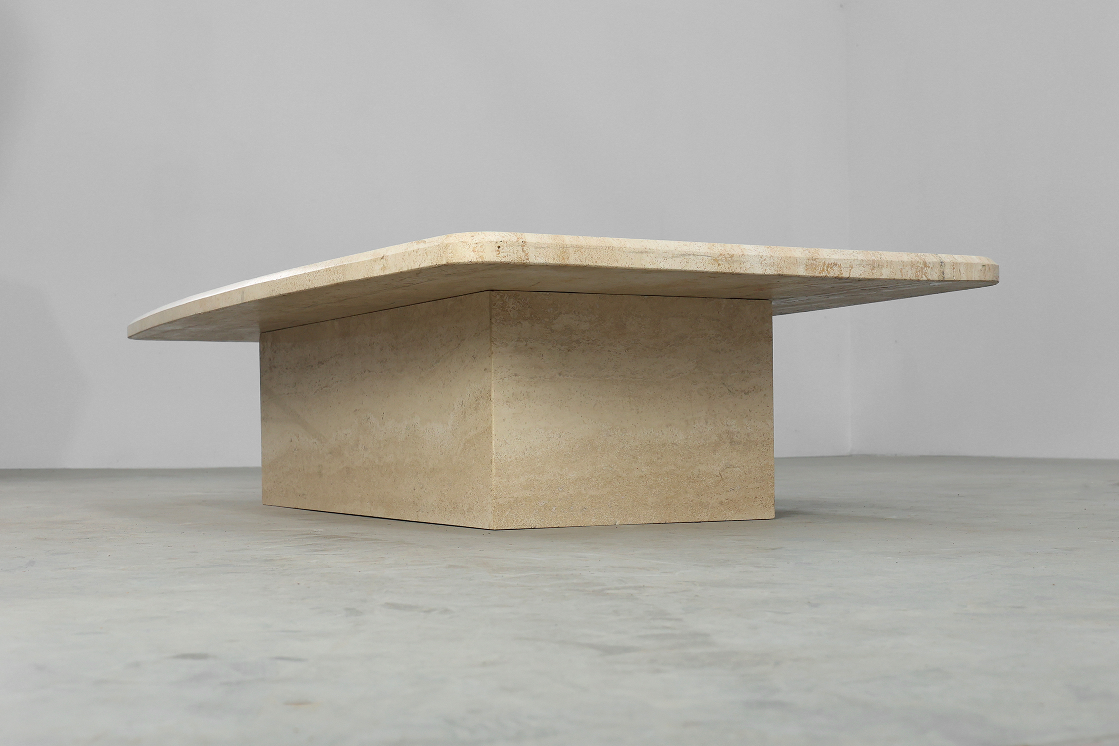Sculptural organic travertine coffee table, France 1980sthumbnail